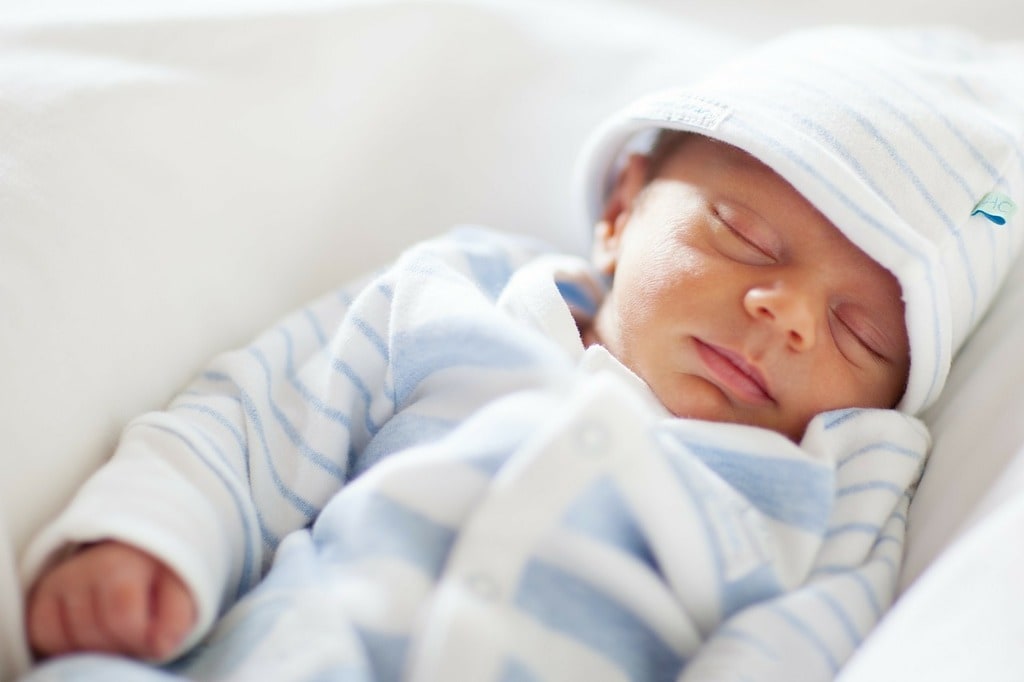 Comment aider bébé à faire ses nuits ?